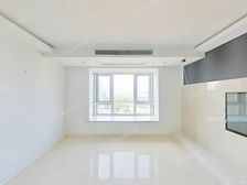 三期中间位置,中高楼层,精装拎包入住,看中可谈