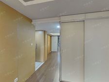 瑞虹5期边套复试大两房三卫,满5年