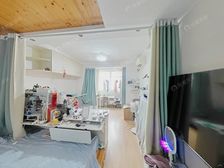 精装修,拎包入住!楼层好,位置佳!带固定车位,全明户型