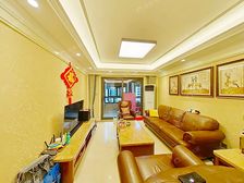 小区C位 近商圈 养护新 带车位 诚心卖