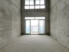 沙坪坝区 汇景铂庭 四房 75万