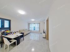 宸悦国际一区 下跃 东边户 南北通透 交通便利 看房方便