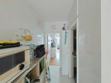 世博轴,精装全送,站100 ,3楼花园位置,采光好!