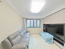 精装修拎包入住南北一房,13号线交通出行方便,采光不遮挡