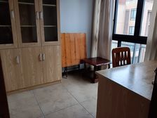 鹏运左岸4室2厅2卫东朝向43.0万元/套出售