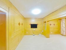 中介费0.5,实小社区护城河内带独库&车位三楼敞亮正三房