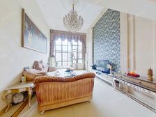 有挑空的南北通透复式 多年难出一套 满五观花园有车位