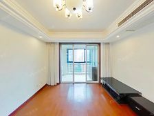 景城通透3房,保养好,有书包,楼层很好,采光视野好