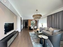 南滨路C位 头排看江无遮挡 酒店式服务 精装95新 房源保真