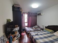 2004年商品房小区 南北通透 30万装修 一梯两户板式结构