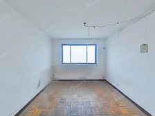 一梯一户 全明三房 两南一北 送大露台 有钥匙