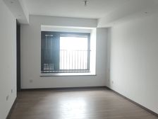 星旅光年3室2厅2卫南朝向330.0万元/套出售