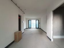 龙湖大社区,龙湖礼嘉天街,中庭位置,轻轨6号线