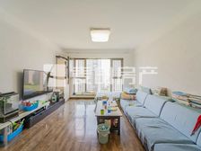 南北通透东湖湾3室2厅精装修