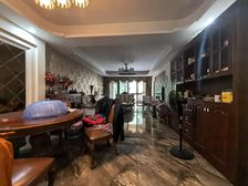 渝北区 中航翡翠城洋房 三房 150万