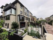水印西堤联排边户 院子超大 基础装修已完工 性价比高 空间大
