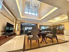 万博万科红郡独栋别墅 东南向 边位 花园500+ 可停4车位