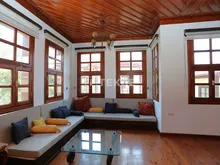 距离安塔利亚海滩 400 米的房屋