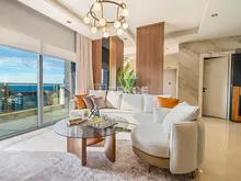 阿拉尼亚距海边 600 M 的两栋大楼内的房地产