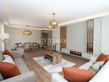 安卡拉阿尔廷达格(Alt?nda?)区带宽敞起居区的公寓