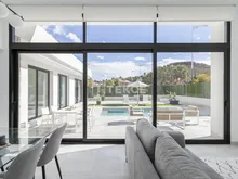 卡拉斯帕拉穆尔西亚的新住宅与自然融为一体