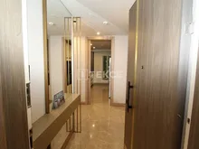 土耳其伊斯坦布尔地铁站附近的公寓