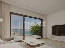 马拉加米哈斯(Mijas)高尔夫球场附近的海景公寓