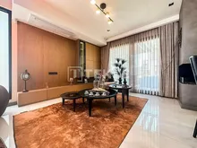 艾登(Ayd?n) 库萨达斯(Ku?adas?)住宅区中的独