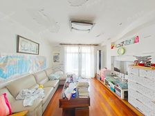 嘉发公寓 朝南客厅 精装两居 交通方便 医疗配套 采光好