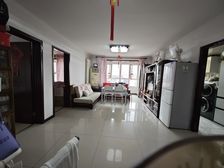 正南柏林山水2室1厅精装修