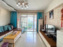 动物园旁边,室内采光通透,俯瞰小区中庭,交通便利