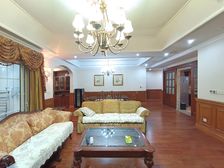 首付40多万买渝北龙湖一楼精装洋房带大花园