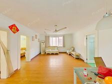 川沙·绿海家园·3室·1厅三开间朝南 带30平大院子 看房随