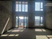 沙坪坝区 融创滨江壹号一期 四房 310万