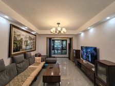 礼嘉两江旁 精装三房领包入住 业主急售