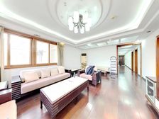 月新花园 玄武湖畔 电梯房 紫金山脚