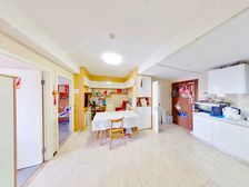 火车东站 两室一样大都朝南 都带阳台 高租金高出租率