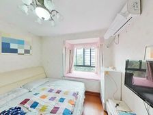 宝安新苑 04年房龄 南北通透全明格局 小区花园位置看房方便