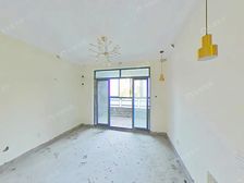 南北通透,14号线地铁口200米,采光不挡
