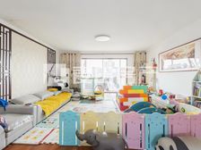 南北通透紫金长安4室2厅精装修