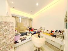 临深圳,高楼层,精装5房2厅3卫,看高尔夫大户型