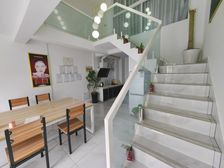 大台北 2房 399000.0 南北通透,采光充足