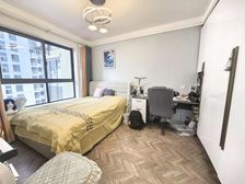 万源城三房(电梯7楼)装修保养新,带产权车位,价格可谈