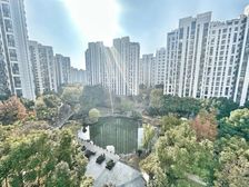 万源城湖景大三房!位置价格-满分,装修保养好,带车位