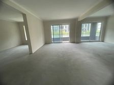 维科水岸春晖4室2厅2卫南朝向440.0万元/套出售