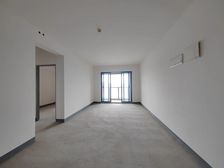 亏本急售 首付几万 月供2000 荣安明月江南 四房 51万