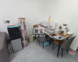 干净整洁刚装修一年!拎包入住!家具家电全送