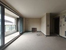 江北区 保利阅江台 四房带花园