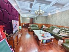 中央公园五组团3室2厅2卫南朝向90.0万元/套出售