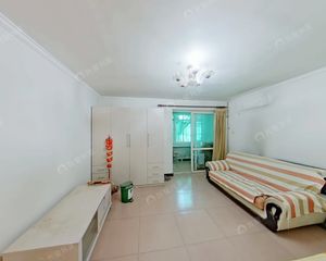 通州北苑地铁临万达南北两居室满五年住房可贷30年